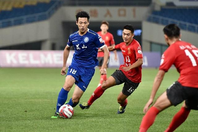 长实集团回应李嘉诚去世谣言，强调消息不实